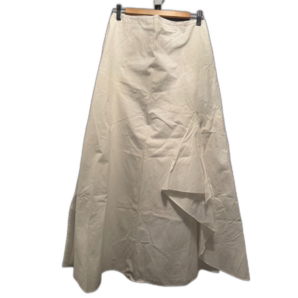 Ann Mashburn White Skirt with Modern Ruffle Detail – Women's Size Medium